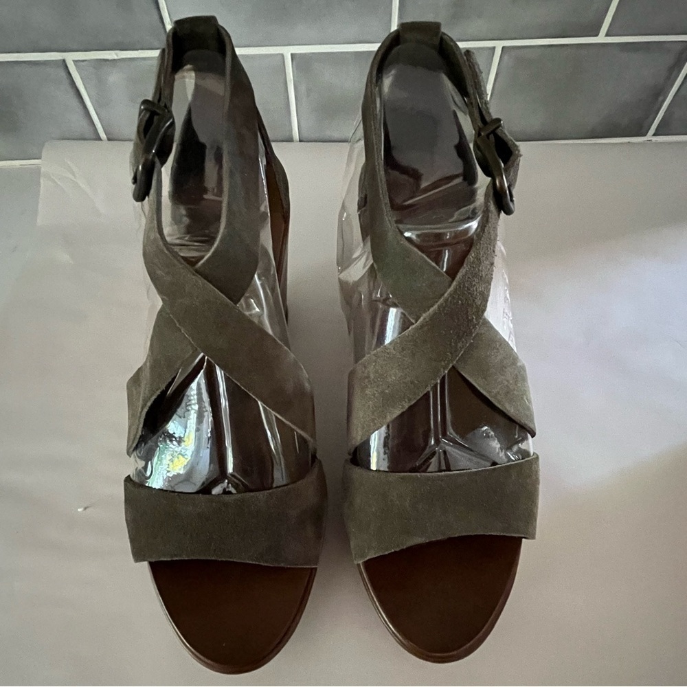 NIB J. Crew Marguerite Suede and Leather Wedge Platform Sandals Olive Boho 7M